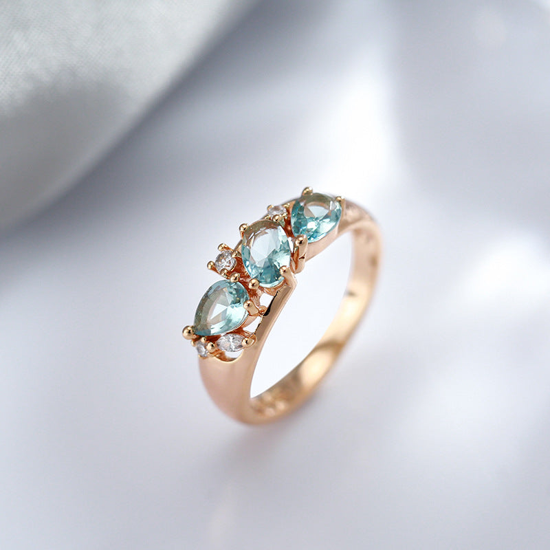 Chic Gold Vintage Blue Ring